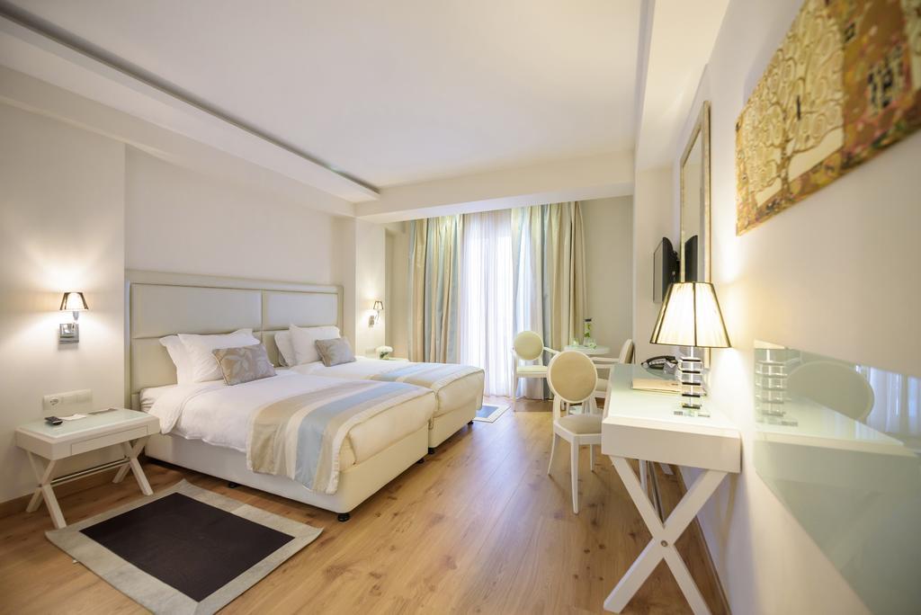 Calma Hotel&Spa Kasztoriá Kültér fotó
