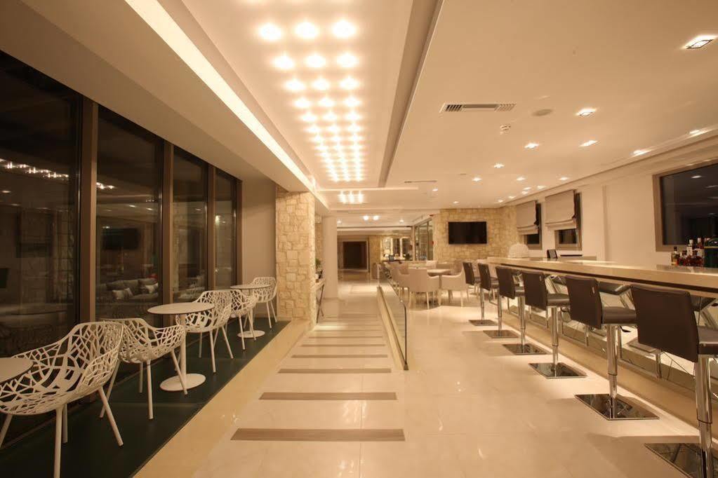 Calma Hotel&Spa Kasztoriá Kültér fotó